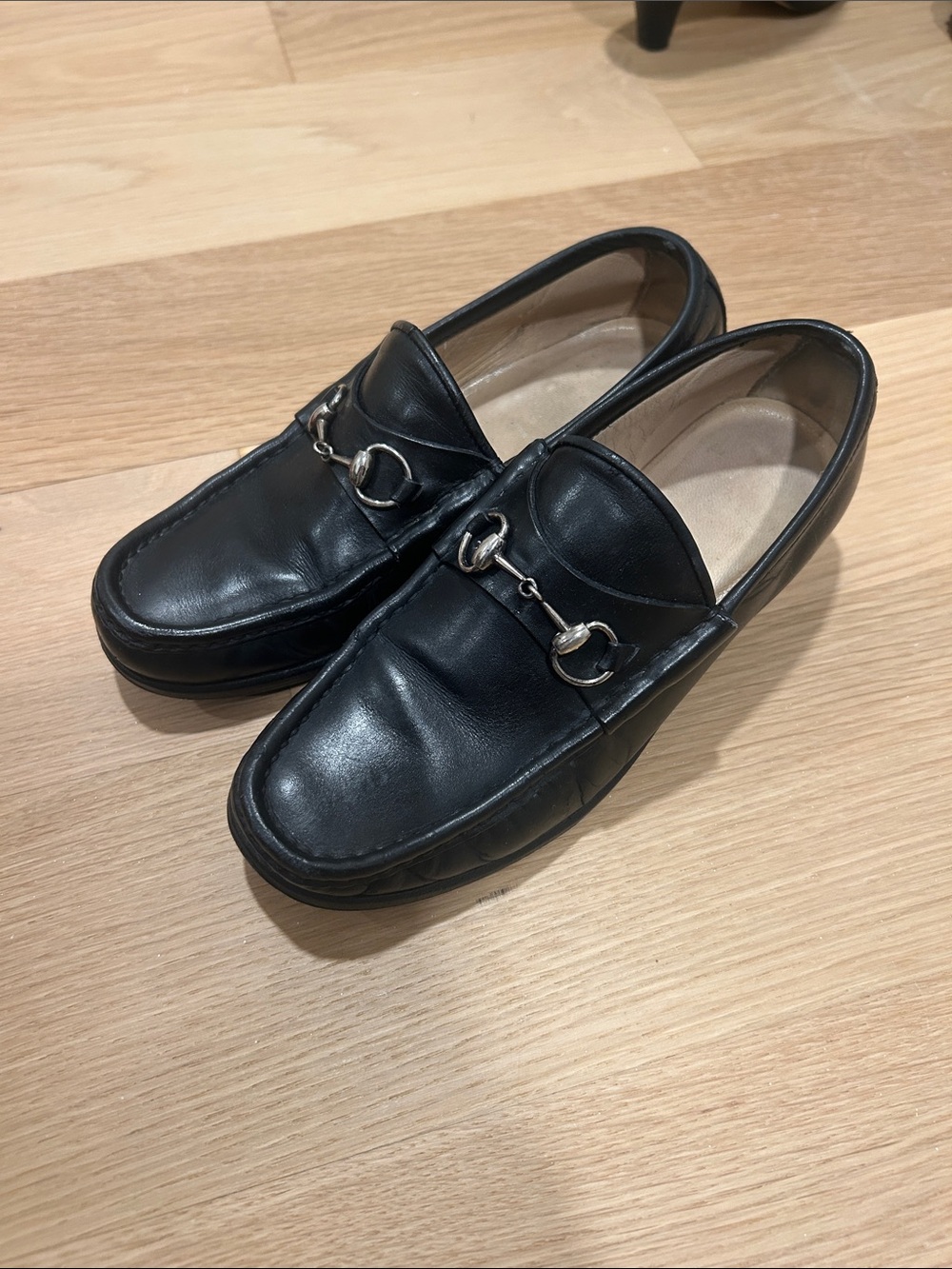 Gucci Black Leather Horsebit Slip-On Loafers